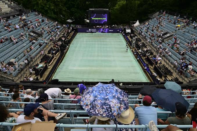 Berlin Open final suspended due to 'severe weather'