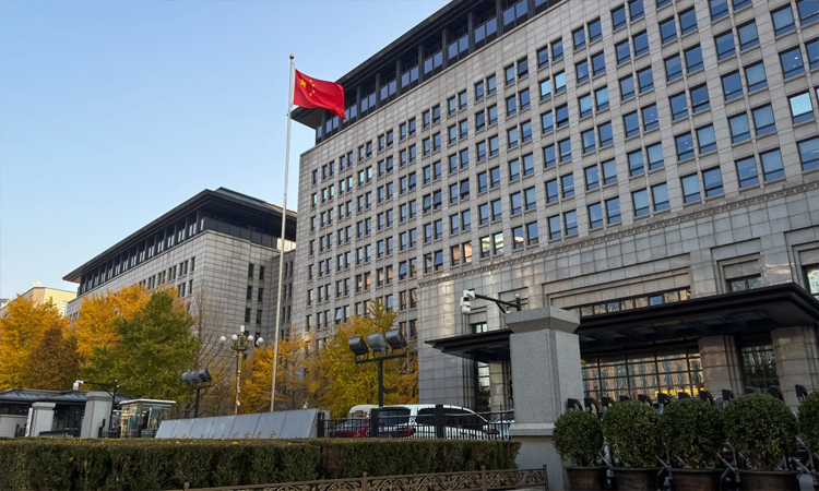 China sanctions 10 US firms over Pentagon blacklist