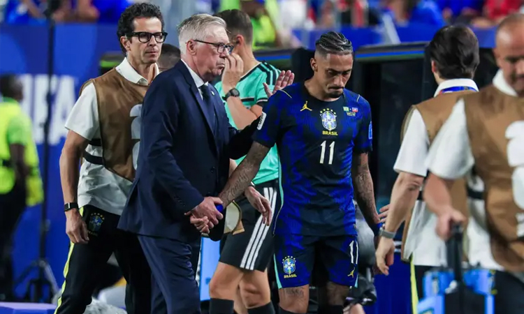 Brazil must adapt to loss of injured Raphinha at World Cup, says Paqueta