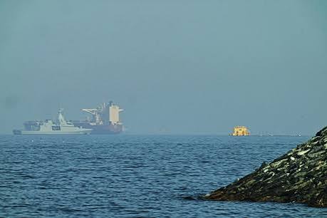 Iran, Oman to study charging service costs for Hormuz: joint statement
