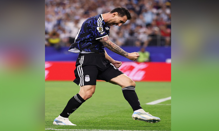 Messi scores again as Argentina head into World Cup last 32 on a high