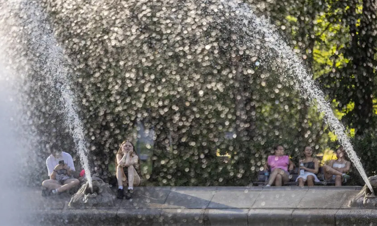 At least 191 mn Europeans face 35C on Sunday: AFP
