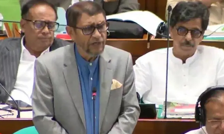 People's lives, health of 180m citizens are govt's top priority:Health  Minister