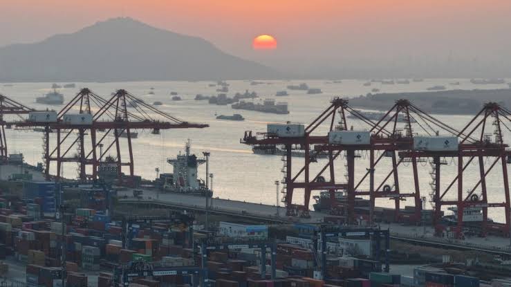 EU, China trade tensions loom over minister visit