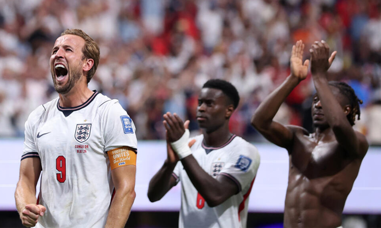 England enter World Cup lion's den as Mexico host them at Azteca fortress