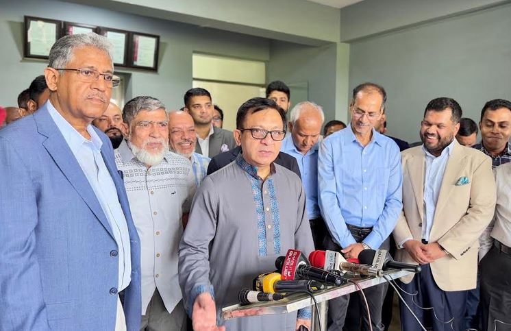Green licence to be mandatory for ship recycling businesses: Muktadir
