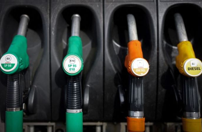 Oil rises moderately as Mideast tensions spike again