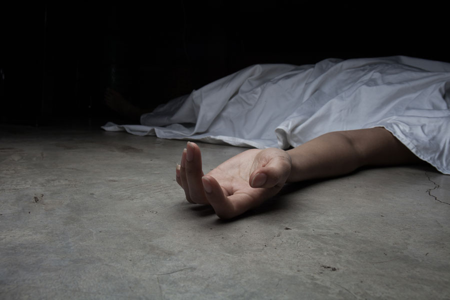 Child killed as mud house wall collapses following heavy rain in Narsingdi