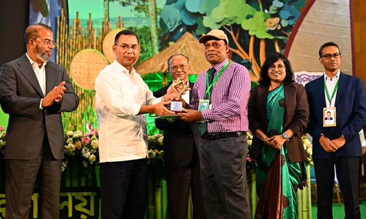 PM confers Environment Award 2026 on six individuals, institutions