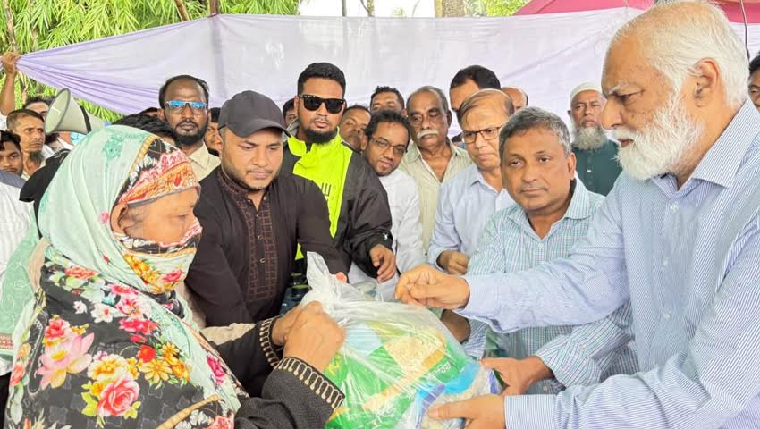 PM oversees the overall situation in Ctg since the beginning of the disaster: Iqbal