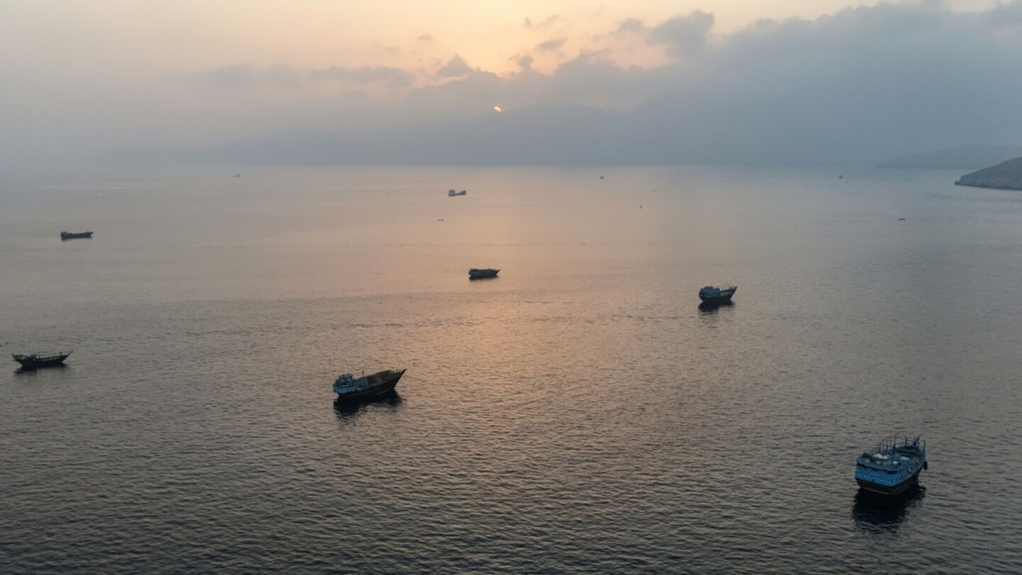 Crew abandons ship US says was struck by Iran in Hormuz: maritime agency