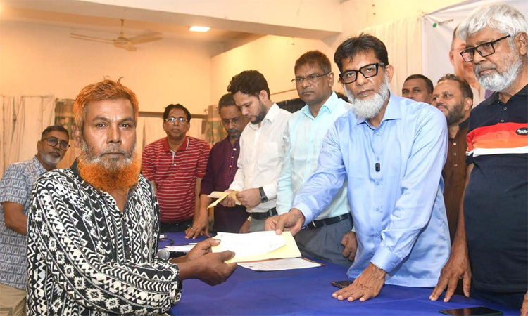 Govt striving to stand by people despite limited capacity: Habibur Rashid