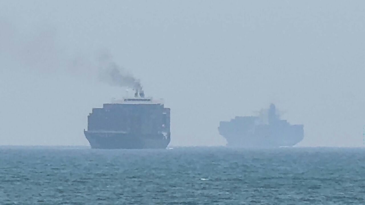 US strikes Iran as Gulf states targeted in flareup over Hormuz
