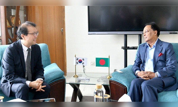 Govt creating conducive environment for foreign investment: Faqir Mahbub