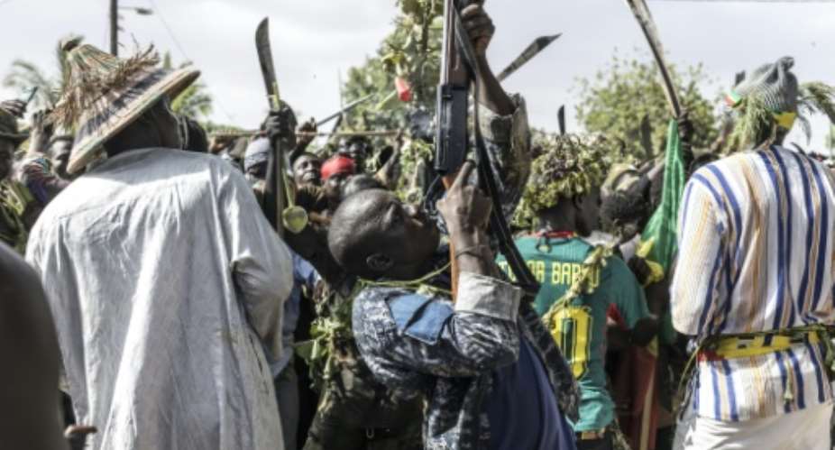 In Senegal, a feverish ancestral hunt beckons the rain