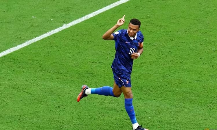 Mbappe retains World Cup Golden Boot crown