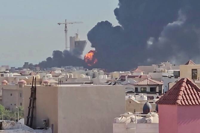 Iran Guards say hit US military targets in Kuwait