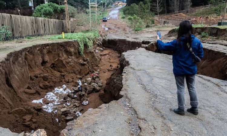 Chile declares state of emergency over deadly rainfall