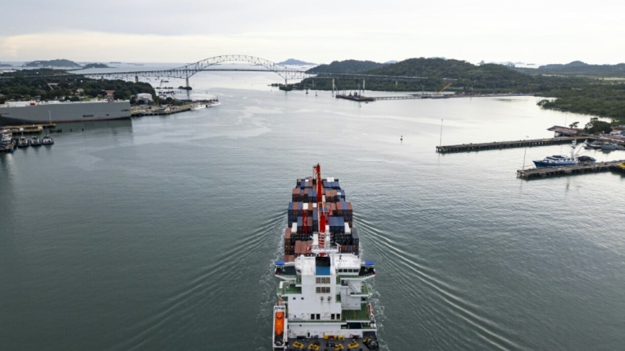 Panama, China renew maritime port agreement