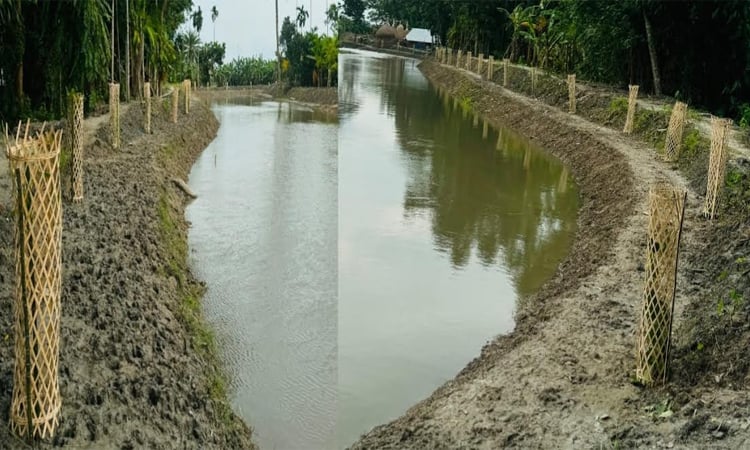Tk 34 lakh returned to treasury after Bagerhat canal re-excavation