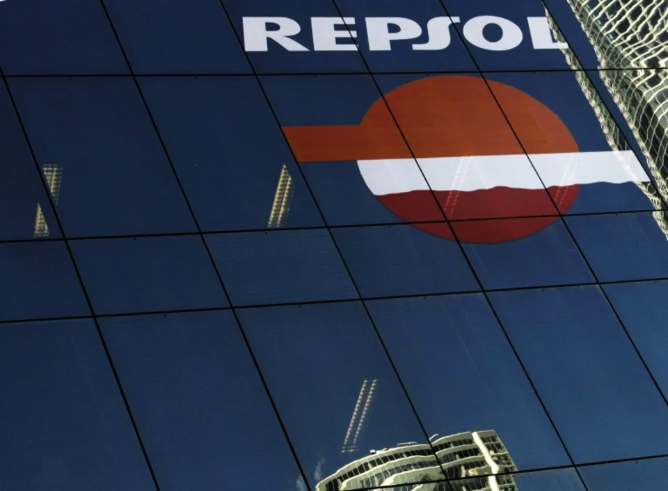 Repsol says profit more than triples on higher oil prices