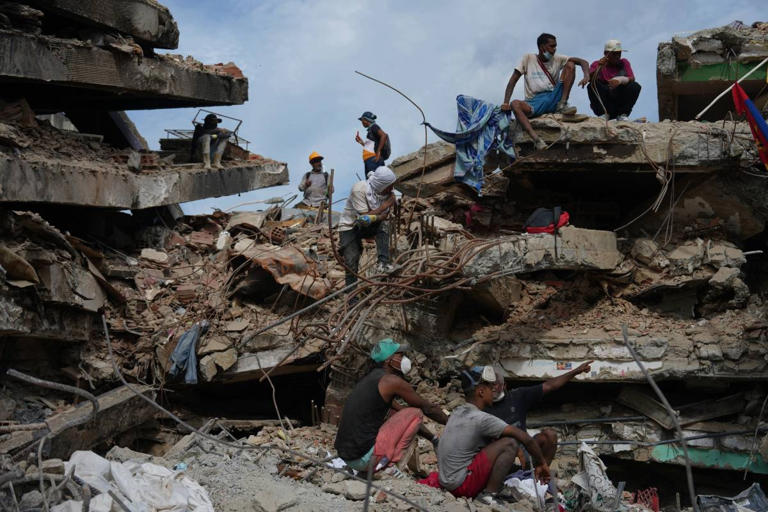 Fake news about quake victims gives Venezuelans false hope