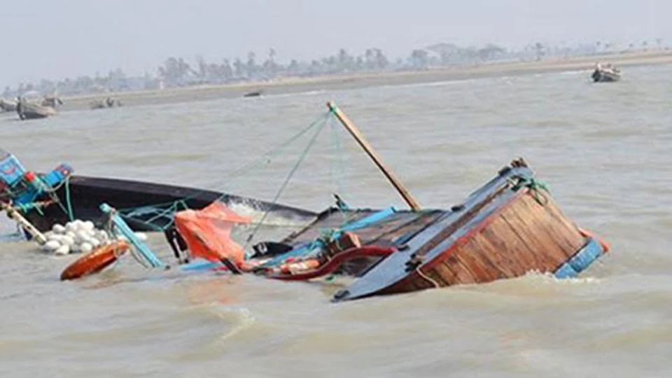 Six tourists rescued alive, one missing as boat capsizes in Sangu River