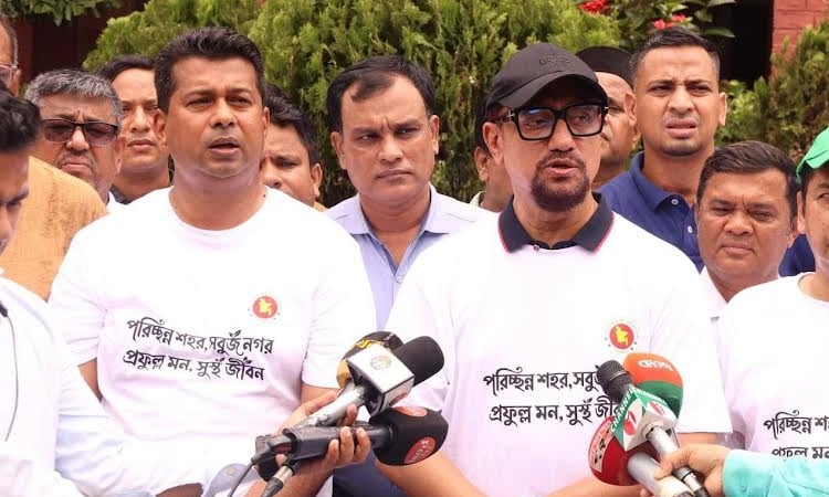 Citizen awareness key to building clean city, says CCC Mayor