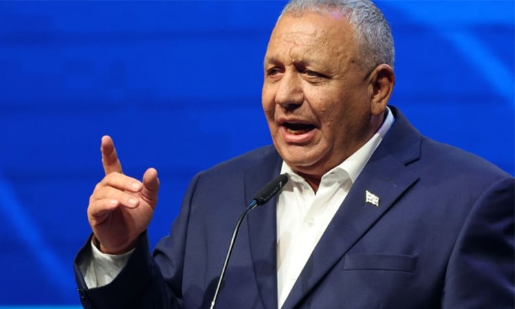 In Israel vote, ex-army chief emerges main rival to Netanyahu