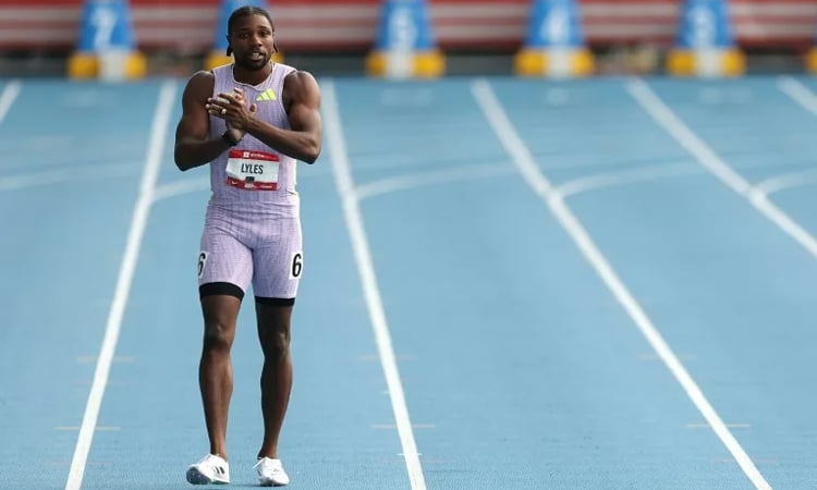 'Just cramp' - Lyles pulls up early in 200m US title bid