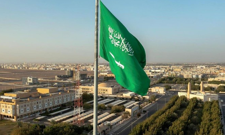 Saudi calls on Iraq to prevent attacks from its territory: state media
