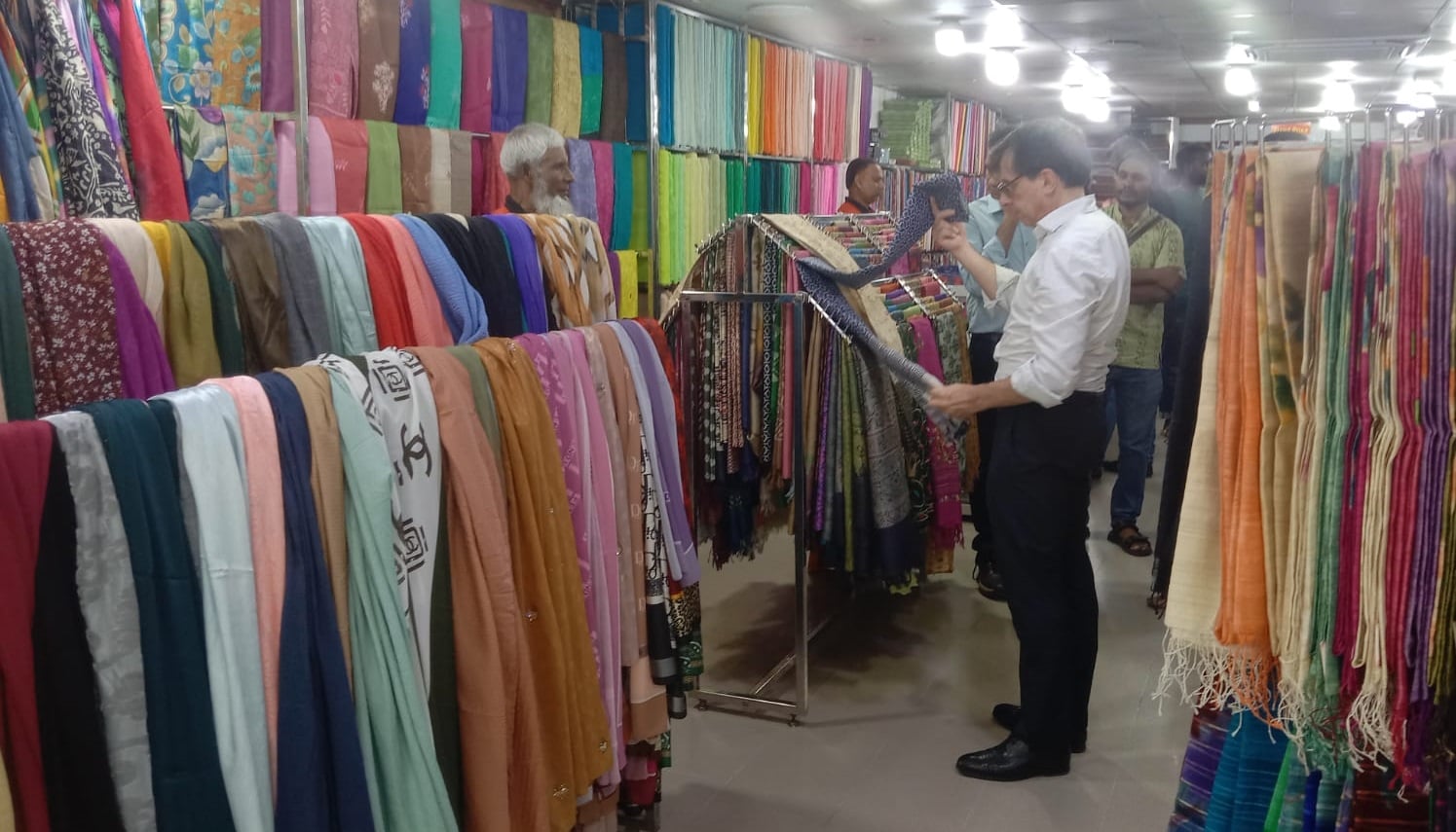 French envoy visits Rajshahi silk factory, expresses interest to support modernization