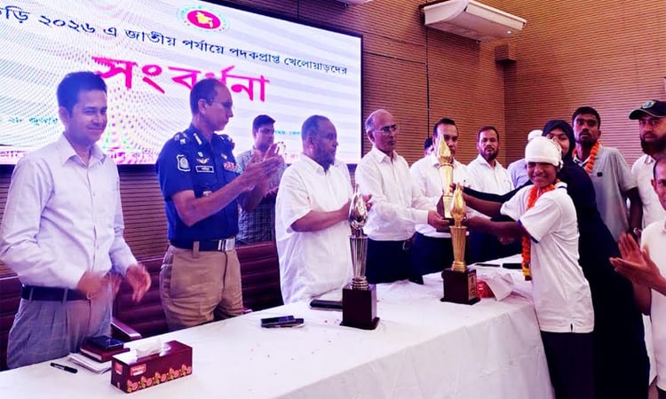 Natun Kuri Sports girls' football champions accorded reception in Rangpur