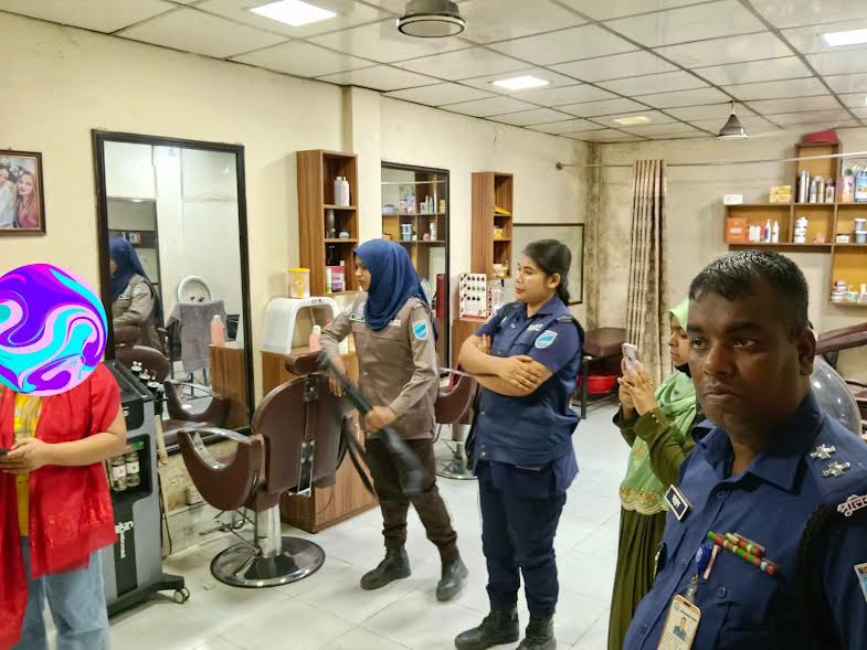 Beauty parlour fined Tk 10,000 for irregularities in Narsingdi