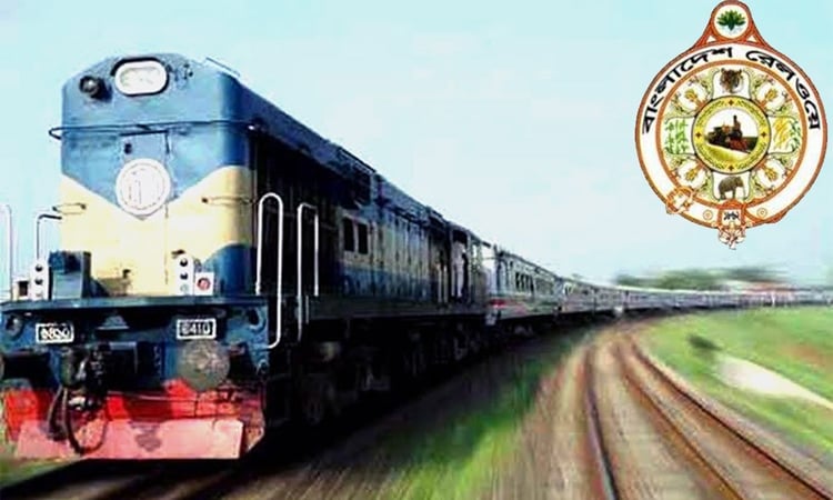 Rail police to take stern action against stone-throwing on trains