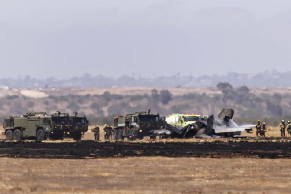 US fighter jet crashes near California military base