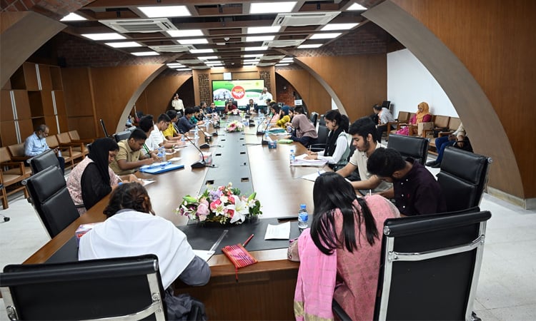Parliament Secretariat holds essay competition marking July Mass Uprising Day