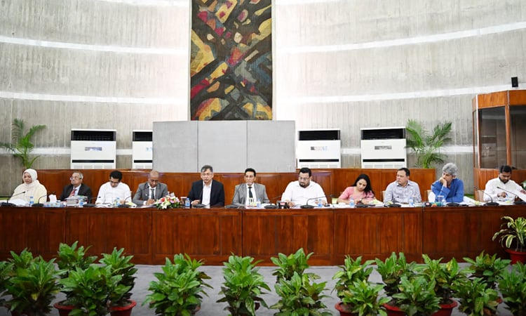 Constitution to be amended thru consensus to meet people's expectations: home minister