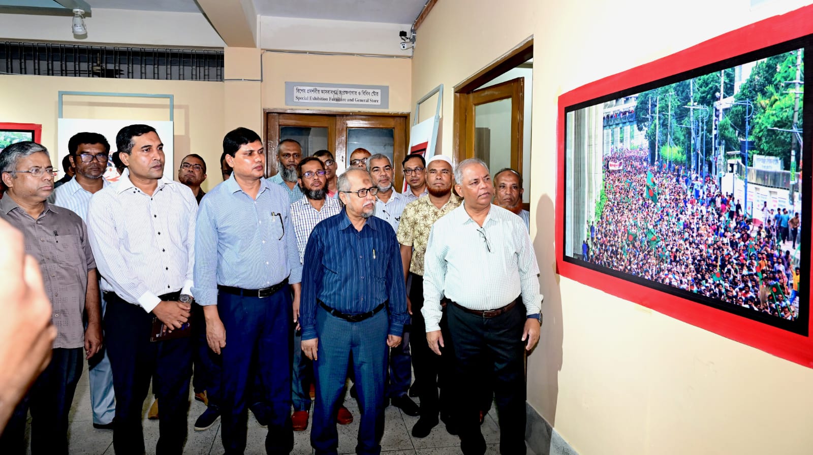 July art-graffiti exhibition and children’s painting competition held at CU 