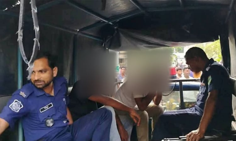 2 held on charges of extortion posing as DB