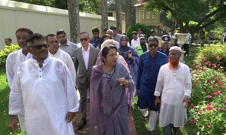 1,498 tourist spots to be developed into tourism hubs: Afroza