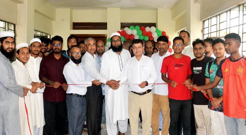 BRUR opens modern reading room at Shaheed Mukhtar Elahi Hall