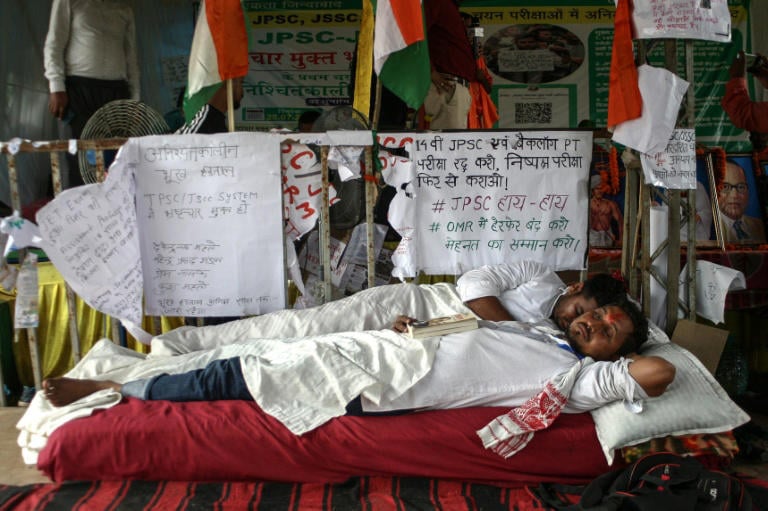 Indian students step up exam protests in Jharkhand