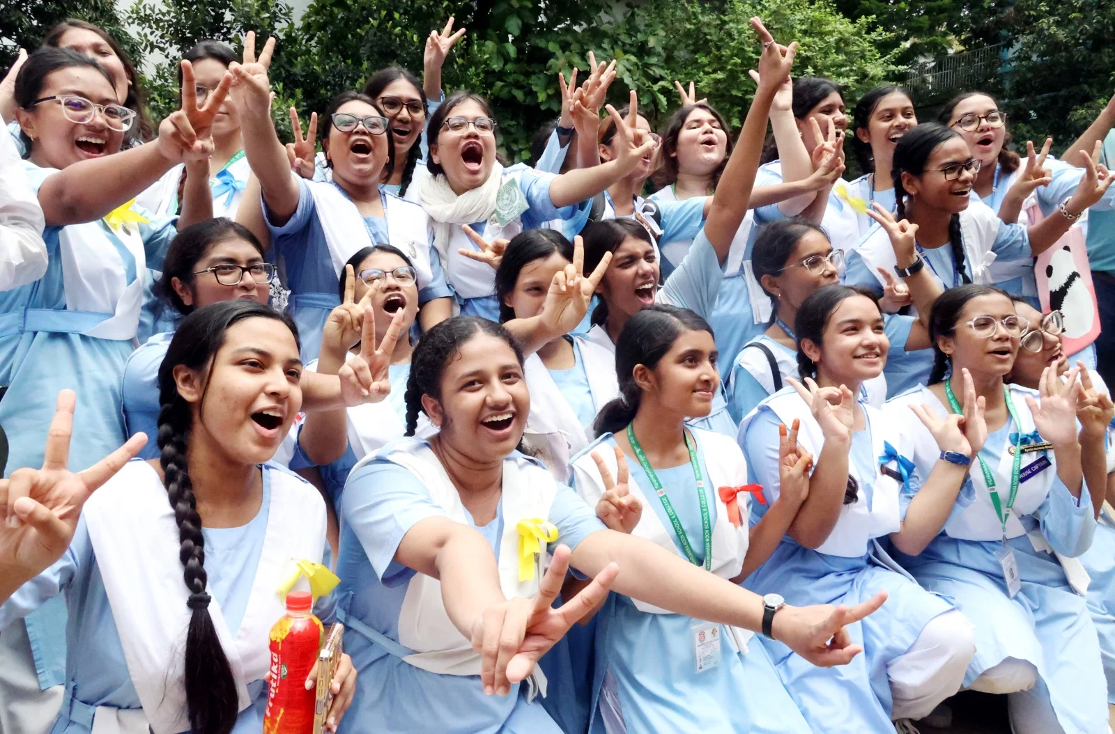 116,676 students secure GPA-5 in SSC, equivalent exams; girls outperform boys