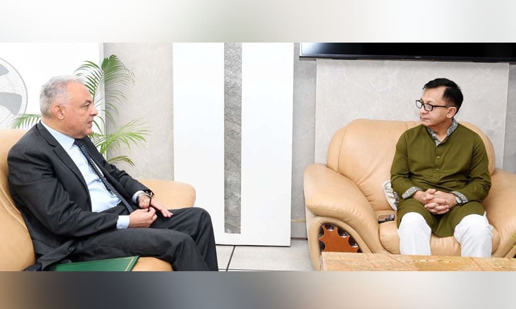 Egypt keen to invest in country's industrial sector
