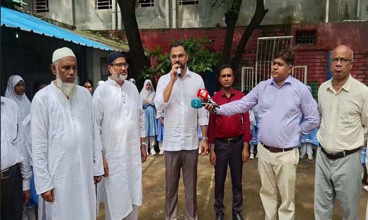 Aminul urges students to plant a tree each to make PM’s green campaign a success