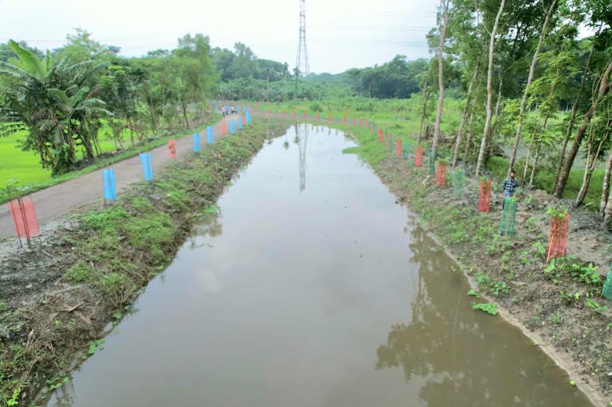 Barishal canal project returns Tk 60.82 lakh in unspent funds to treasury