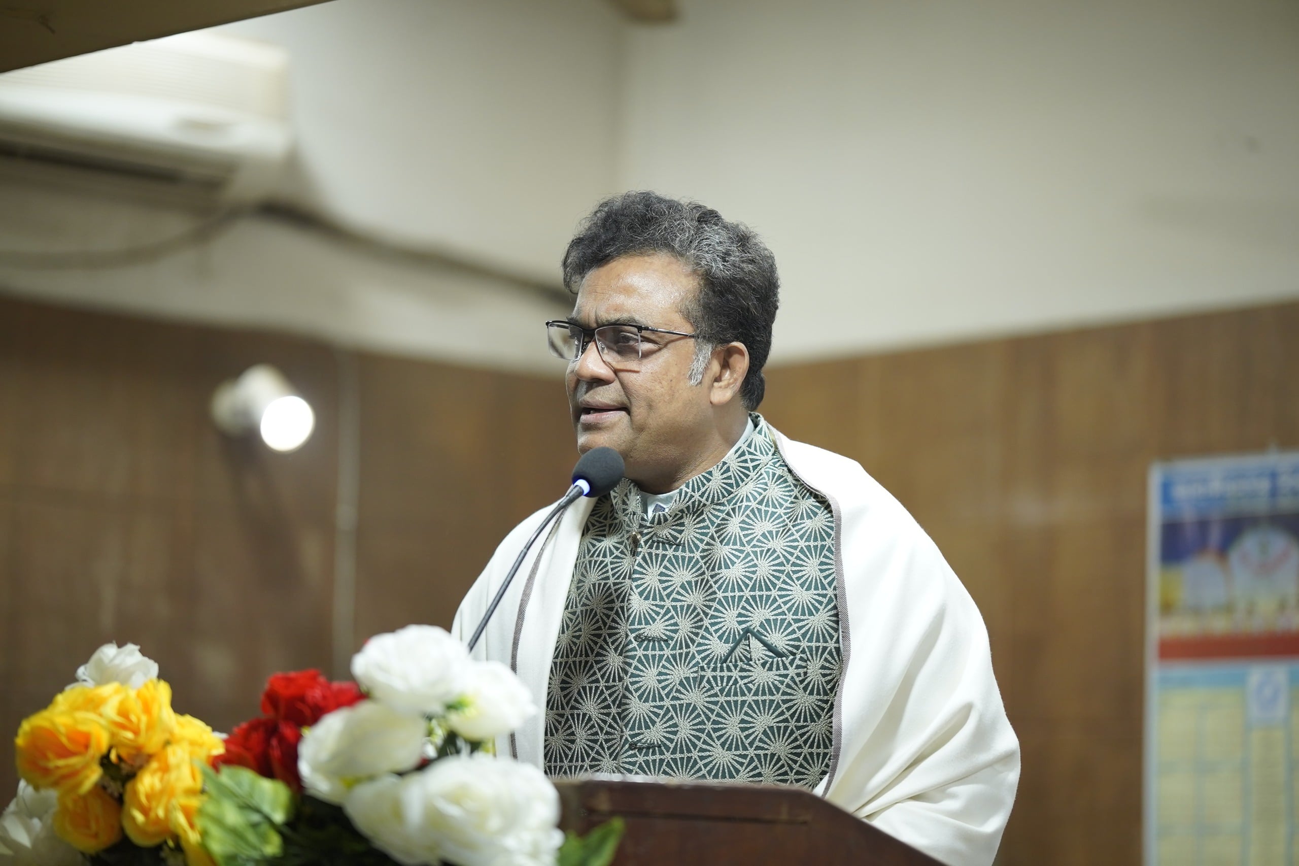 Nazrul, Shaheed Zia shared inclusive vision of national identity: JU VC