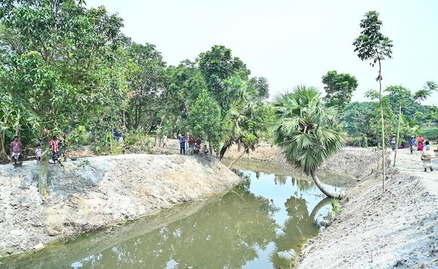 Unspent Tk 1.80cr from canal excavation in Paba returned to govt treasury