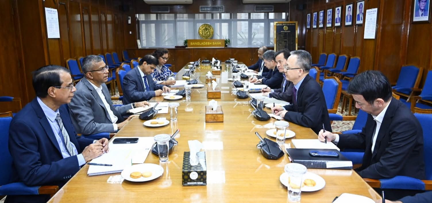 ADB VP meets BB governor to discuss financial sector reforms